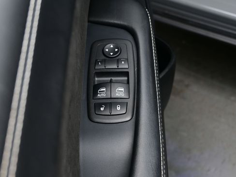 Used 2023 Dodge Challenger SRT Hellcat w/ Driver Convenience Group RWD image 10