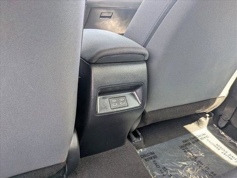 Used 2023 Toyota Corolla LE FWD image 22