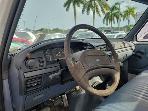 Used 1993 Ford F350 2WD Regular Cab image 9