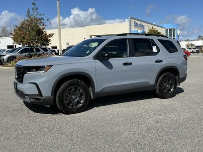 Certified 2025 Honda Pilot TrailSport