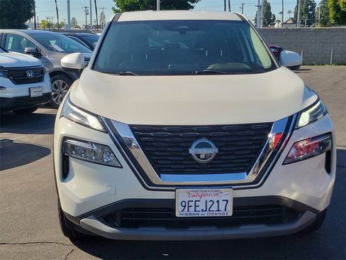 Certified 2023 Nissan Rogue SV image 27