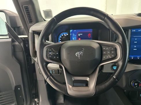 Used 2023 Ford Bronco Badlands AWD/4WD image 5