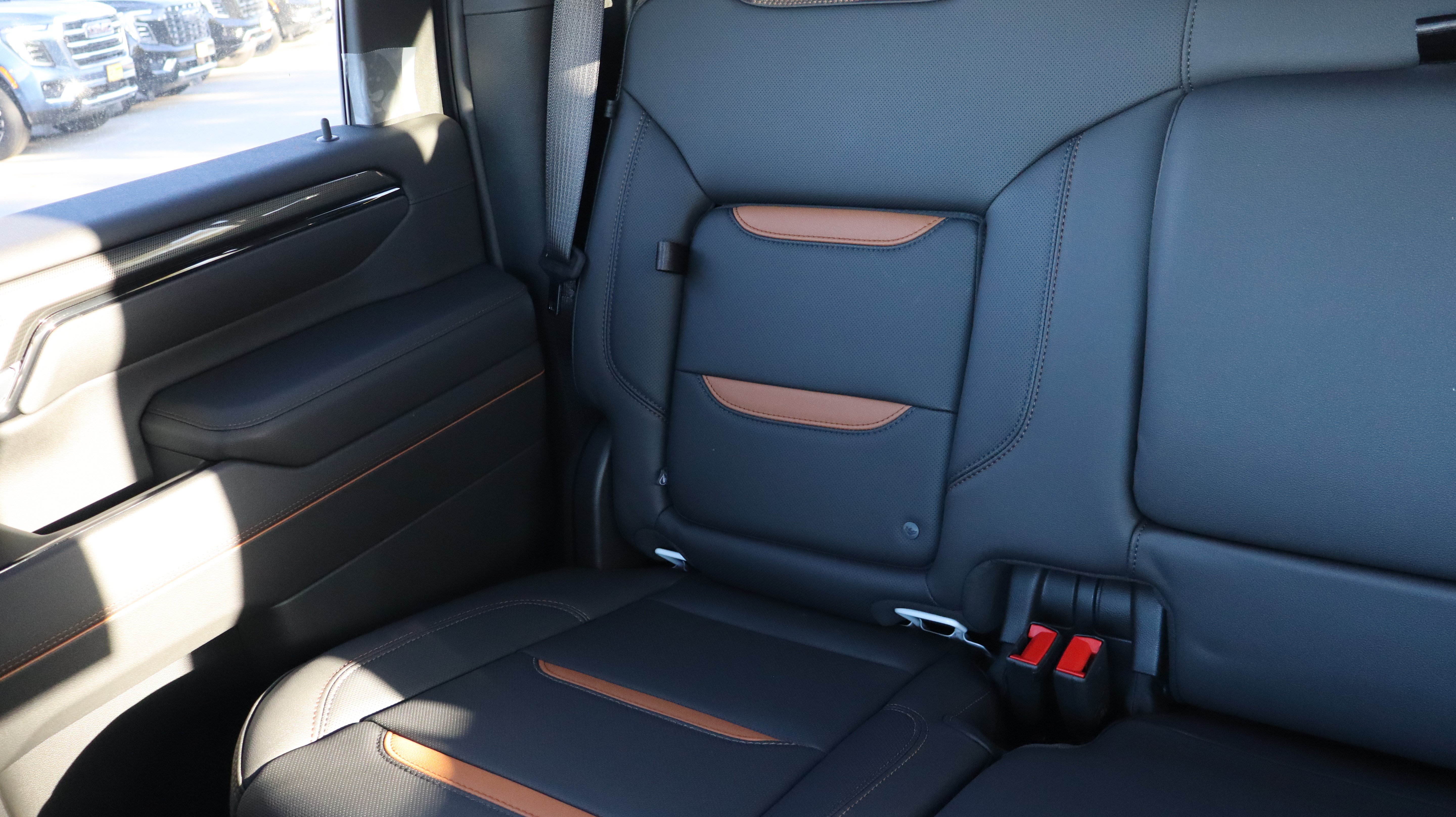 New 2026 GMC Sierra 3500 AT4 w/ AT4 Premium Plus Package AWD/4WD image 13