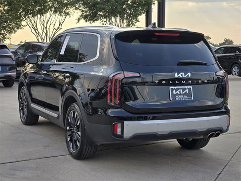 Used 2024 Kia Telluride SX image 3