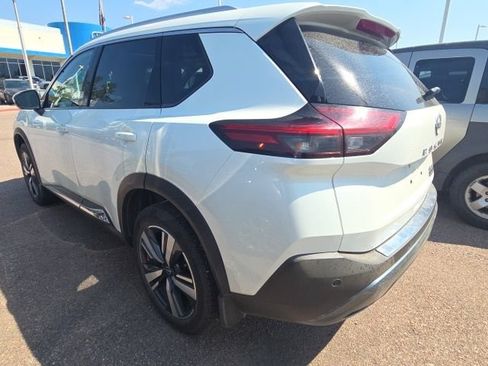 Used 2022 Nissan Rogue SL AWD/4WD image 13