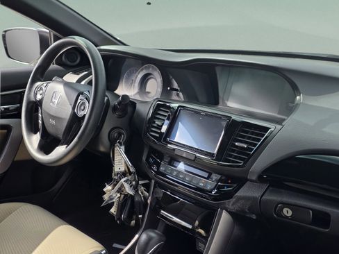 Used 2016 Honda Accord LX-S image 19