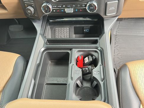 Used 2026 Ford F250 Lariat w/ Lariat Premium Package image 30