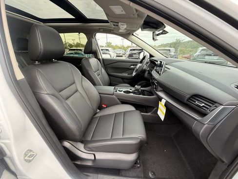 New 2026 Nissan Rogue SV w/ SV Premium Package image 19