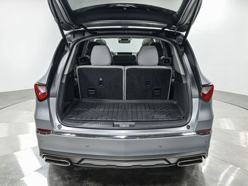 Used 2022 Acura MDX SH-AWD w/ Technology Package image 6