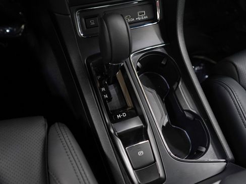 Used 2025 Subaru Ascent Bronze Edition image 25