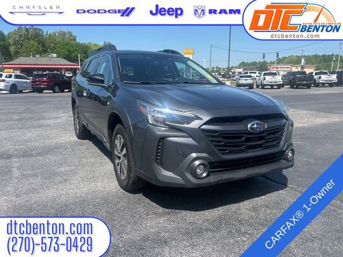 Used 2023 Subaru Outback Premium AWD/4WD image 1