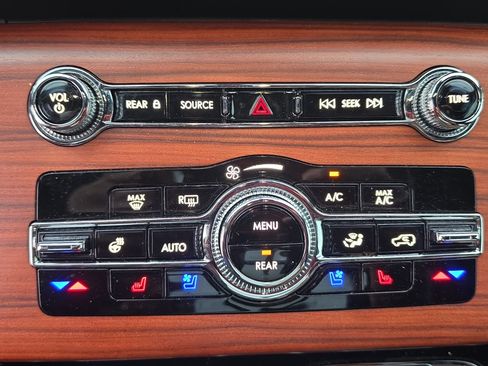 Used 2024 Lincoln Aviator Reserve w/ Jet Package RWD image 17