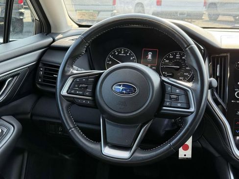 Used 2023 Subaru Outback Premium image 8