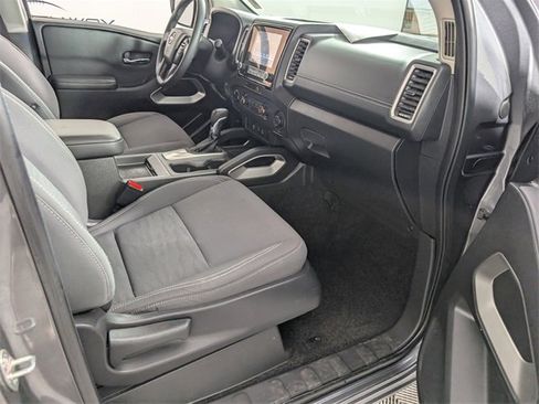 Used 2023 Nissan Frontier SV w/ Technology Package image 21