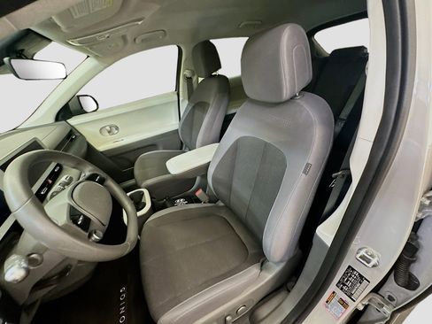 Used 2024 Hyundai Ioniq 5 SE AWD/4WD image 13