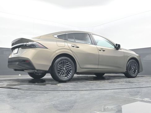 New 2026 Nissan Sentra SV image 28