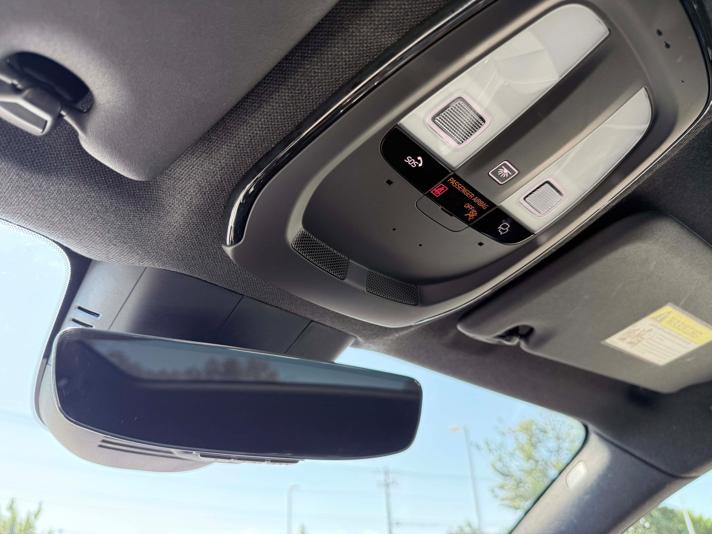 Certified 2023 Volvo C40 P8 Recharge Ultimate AWD/4WD image 21