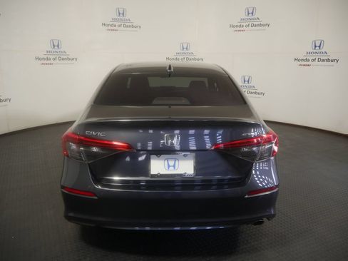 Used 2024 Honda Civic Sport image 5