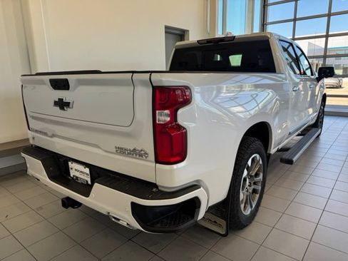Certified 2024 Chevrolet Silverado 1500 High Country w/ Technology Package AWD/4WD image 39