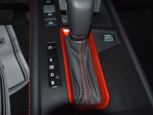 New 2026 Nissan Kicks SR w/ Cold Weather Package image 11