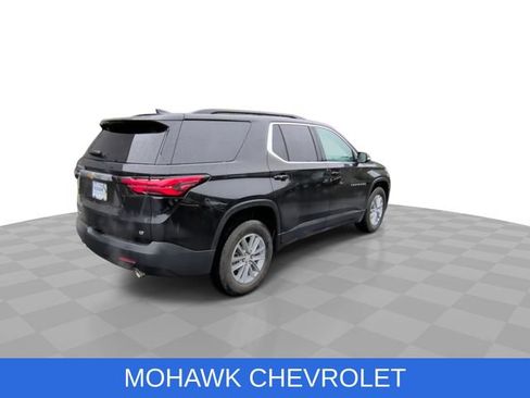 Used 2023 Chevrolet Traverse LT AWD/4WD image 9