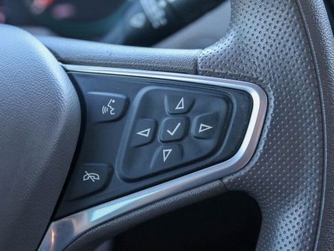 Used 2022 Chevrolet Malibu LT image 24