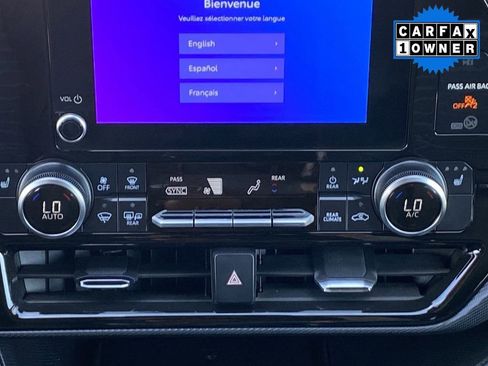 Certified 2025 Toyota Highlander XSE image 32