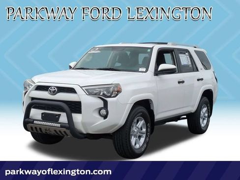 Used 2018 Toyota 4Runner SR5 AWD/4WD image 1