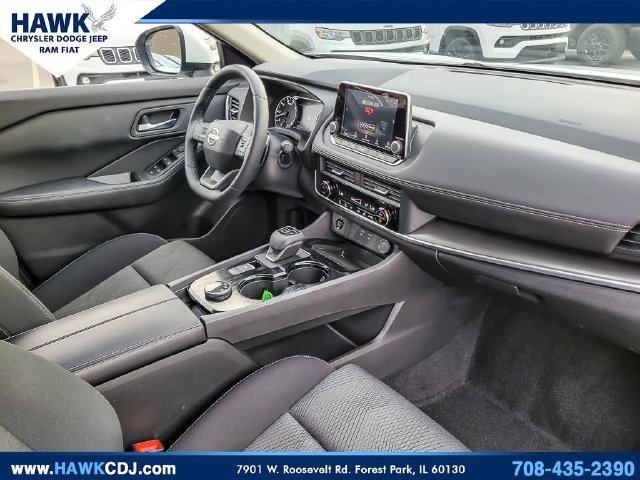 Used 2026 Nissan Rogue SV AWD/4WD image 31