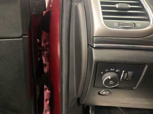 Used 2022 Jeep Grand Cherokee Limited image 14