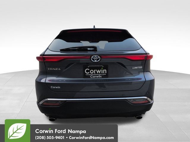 Used 2024 Toyota Venza Limited AWD/4WD image 4