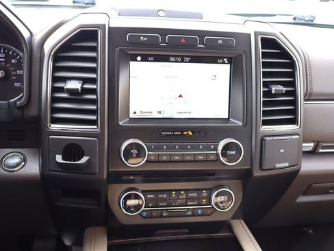 Used 2018 Ford Expedition Max Limited RWD image 36