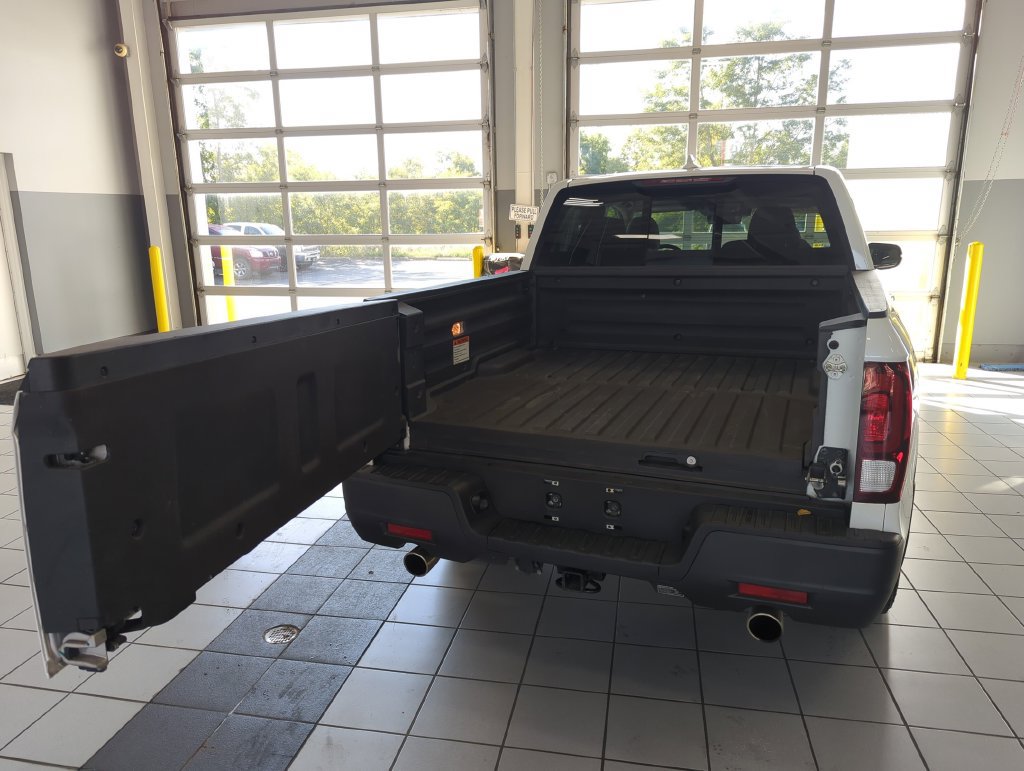 Used 2023 Honda Ridgeline RTL image 38