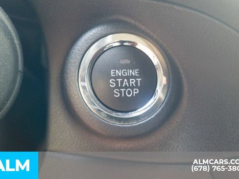 Used 2025 Subaru Ascent Premium AWD/4WD image 18
