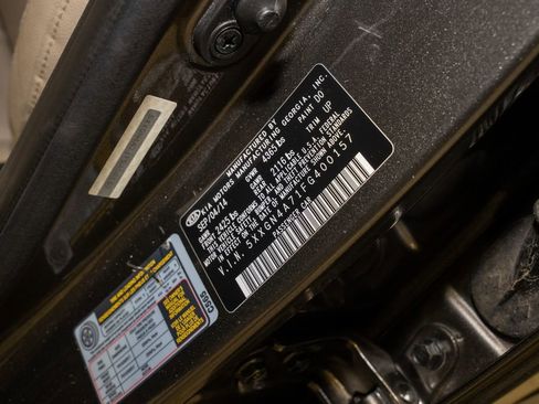 Used 2015 Kia Optima EX image 18