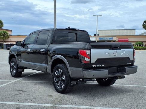 Used 2023 Nissan Titan Platinum Reserve w/ Moonroof Package AWD/4WD image 5