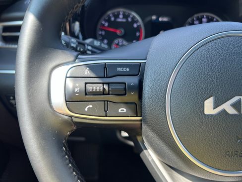 Used 2022 Kia K5 GT-Line image 32