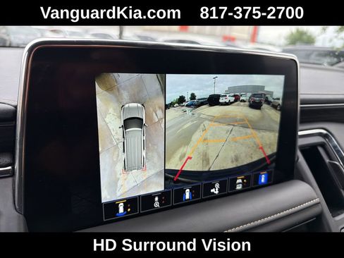 Used 2023 GMC Yukon XL SLT w/ SLT Luxury Package RWD image 28