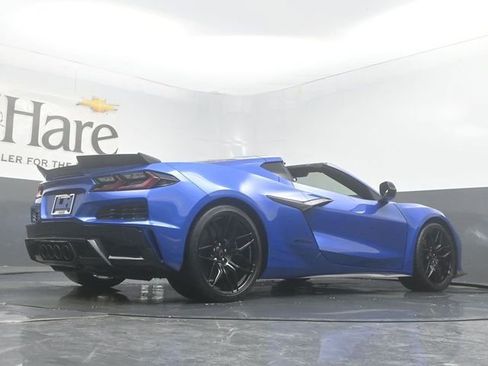 Used 2023 Chevrolet Corvette Z06 RWD image 33