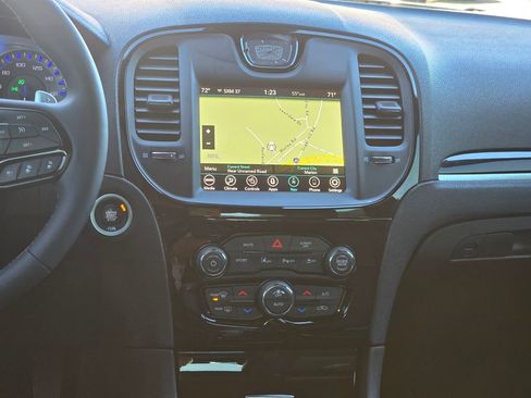 Used 2022 Chrysler 300 S w/ Comfort Group image 33