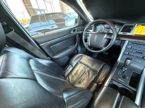 Used 2009 Lincoln MKS FWD image 44