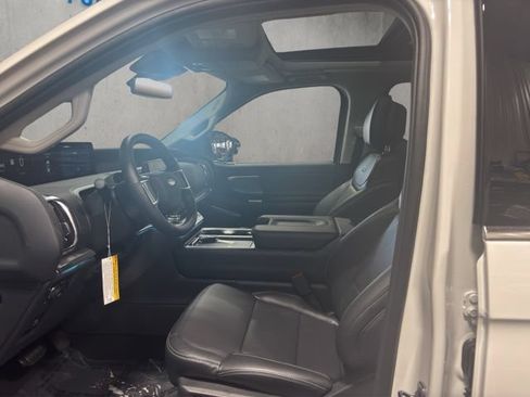 New 2027 Ford Expedition Max Platinum w/ Driver's Package AWD/4WD image 2