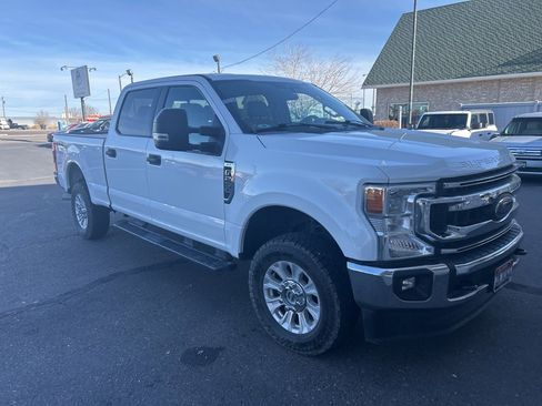 Used 2021 Ford F250 XLT w/ XLT Value Package image 2