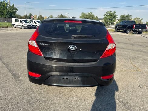 Used 2016 Hyundai Accent SE FWD image 9