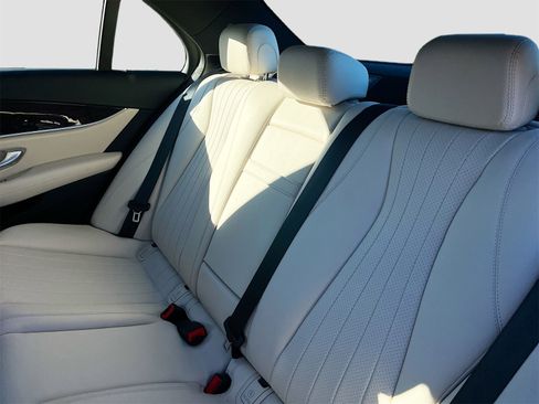 Used 2020 Mercedes-Benz E 450 E 450 image 26