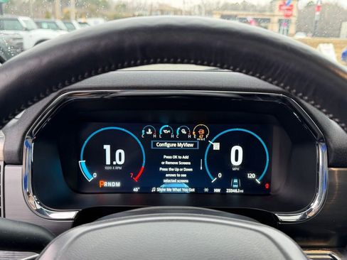 Used 2023 Ford F150 Lariat w/ Trailer Tow Package image 19