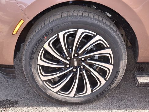 New 2025 Lincoln Navigator L Black Label image 47