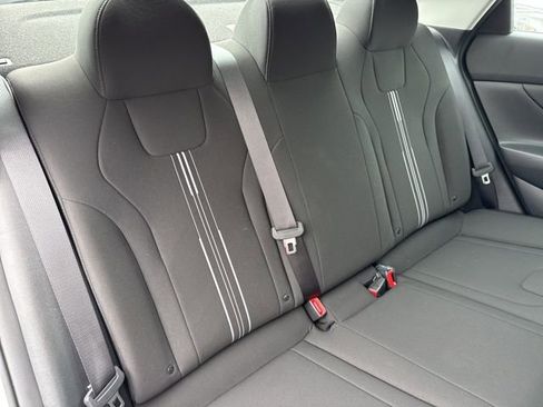 Used 2023 Hyundai Elantra SEL image 22