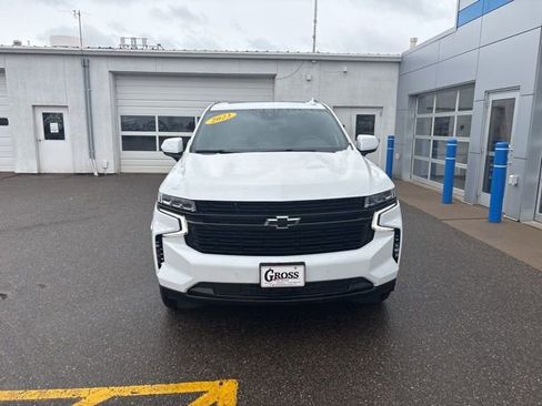 Used 2023 Chevrolet Tahoe RST image 3
