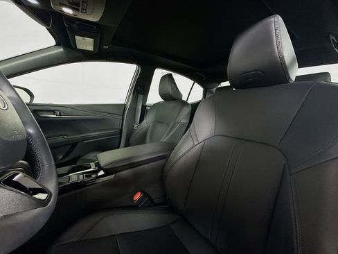 Used 2025 Toyota Camry XSE image 21